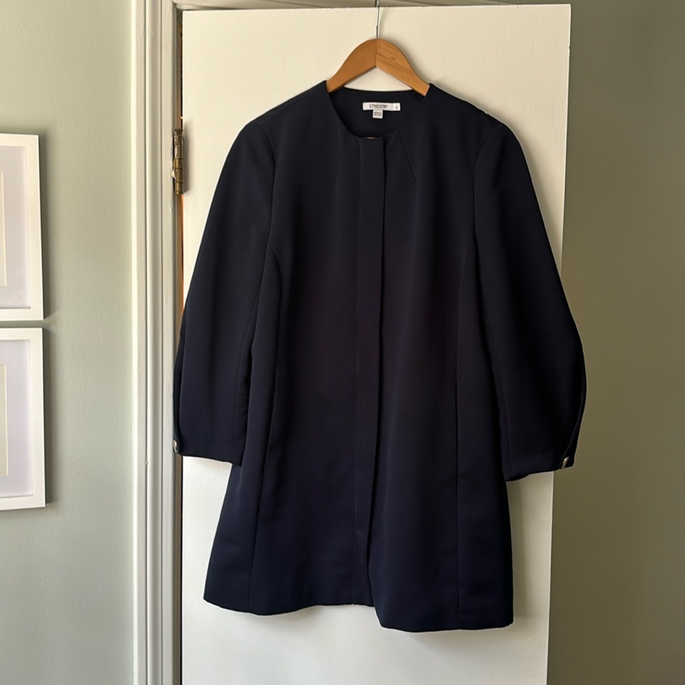 Chico’s painter smock style blazer. Navy Blue